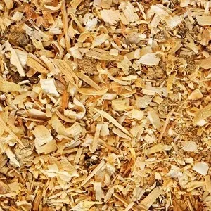 Хвойные опилки оптом в Выборге и других различных марок заказать от 16 тонн